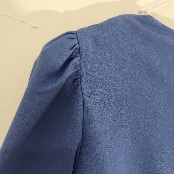 Ann Taylor Shirred Button Back Top in French Riveria size small petite - Picture 8 of 10